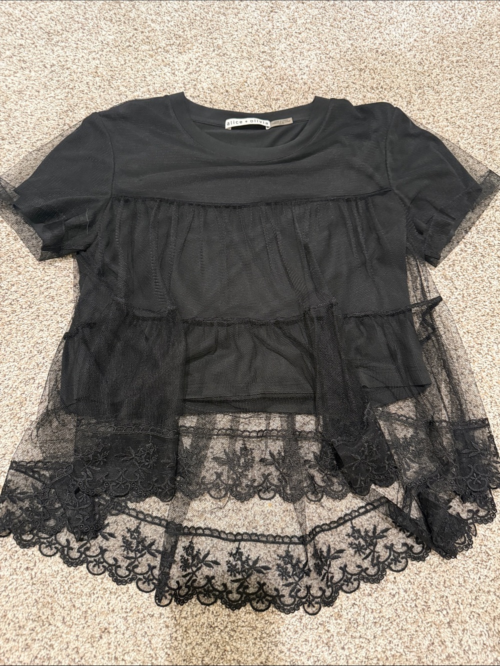 Alice + Olivia Black Lace Tiered Short Sleeve Tee